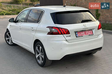 Хэтчбек Peugeot 308 2018 в 