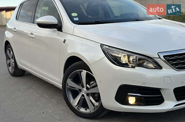 Хэтчбек Peugeot 308 2018 в 