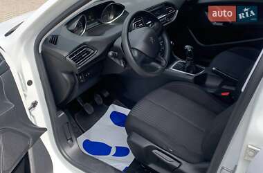 Універсал Peugeot 308 2017 в 