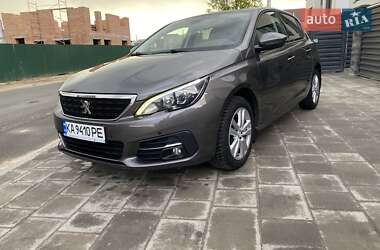 Хетчбек Peugeot 308 2018 в 