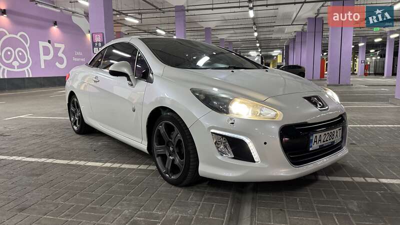 Кабріолет Peugeot 308 2012 в 
