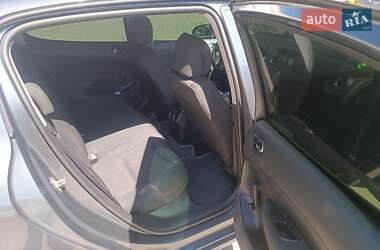 Хетчбек Peugeot 308 2008 в 
