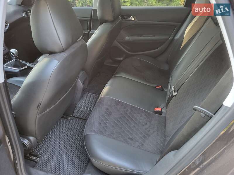 Универсал Peugeot 308 2014 в Днепре