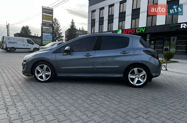Хетчбек Peugeot 308 2008 в 
