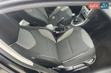 Хэтчбек Peugeot 308 2012 в 