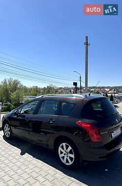 Універсал Peugeot 308 2012 в Чернівцях