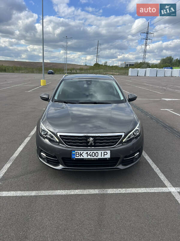 Універсал Peugeot 308 2019 в Рівному