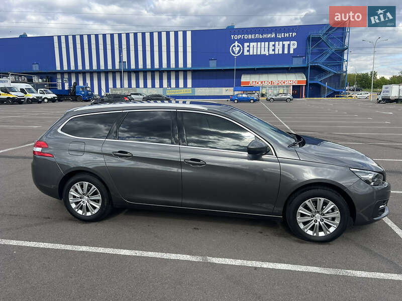 Універсал Peugeot 308 2019 в Рівному