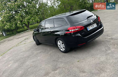 Універсал Peugeot 308 2015 в 