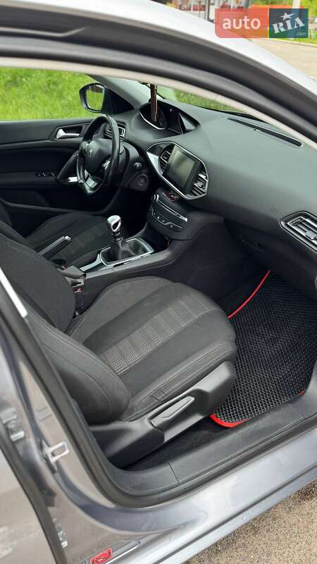 Універсал Peugeot 308 2015 в Ніжині фото 2 Універсал Peugeot 308 2015 в Ніжині