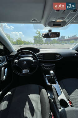 Универсал Peugeot 308 2014 в 