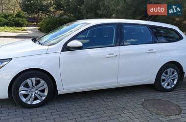 Универсал Peugeot 308 2015 в Каменке
