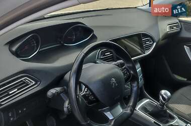 Универсал Peugeot 308 2015 в 