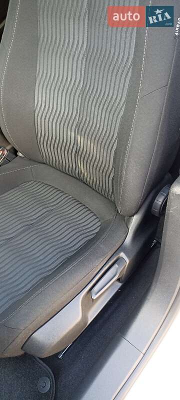 Универсал Peugeot 308 2015 в Каменке