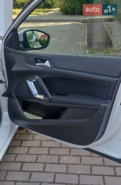 Универсал Peugeot 308 2015 в 