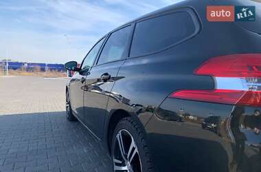Универсал Peugeot 308 2015 в 