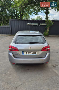 Универсал Peugeot 308 2018 в 