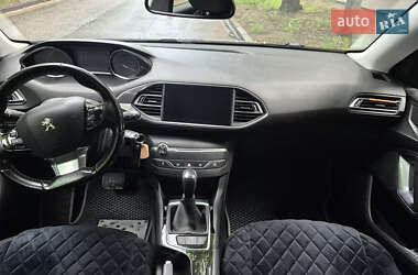 Универсал Peugeot 308 2018 в 
