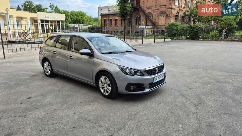 Универсал Peugeot 308 2018 в 