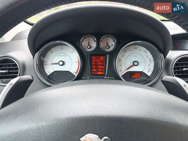 Универсал Peugeot 308 2011 в Луцке