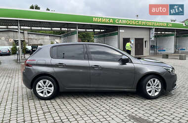 Хэтчбек Peugeot 308 2017 в 