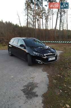 Универсал Peugeot 308 2016 в Каменке-Бугской