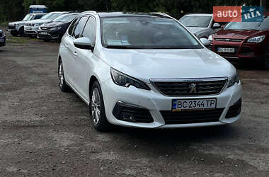 Универсал Peugeot 308 2018 в Львове