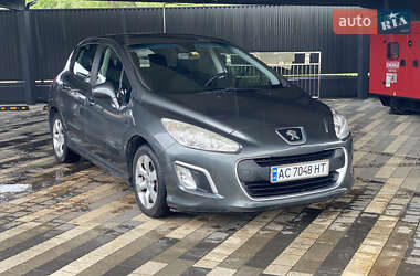 Хэтчбек Peugeot 308 2012 в Львове