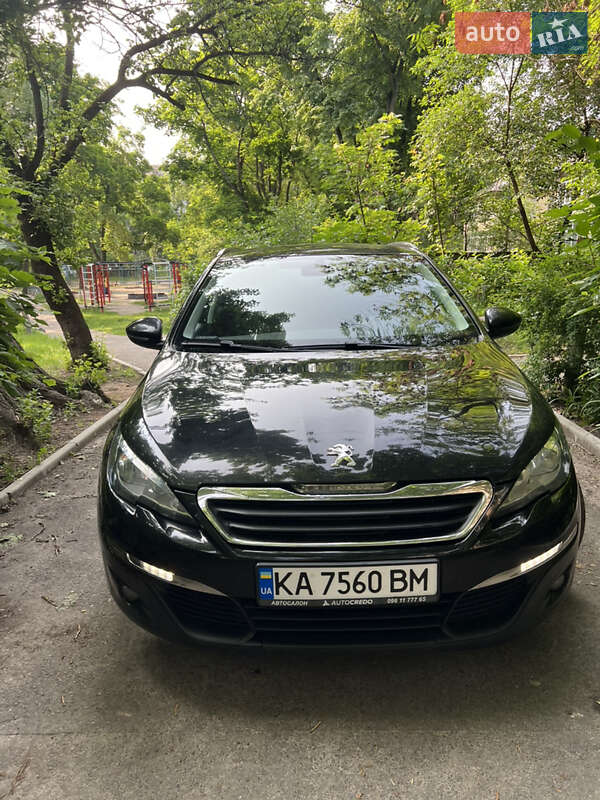 Універсал Peugeot 308 2015 в 