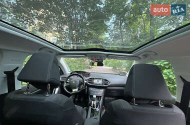 Універсал Peugeot 308 2015 в 