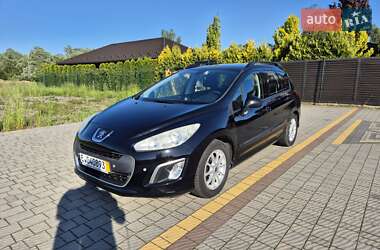 Универсал Peugeot 308 2011 в Стрые