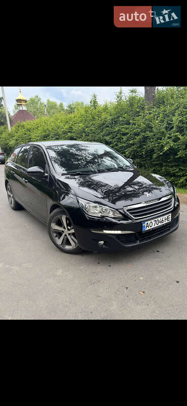 Универсал Peugeot 308 2015 в 