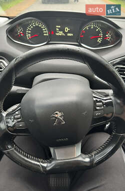Универсал Peugeot 308 2015 в 