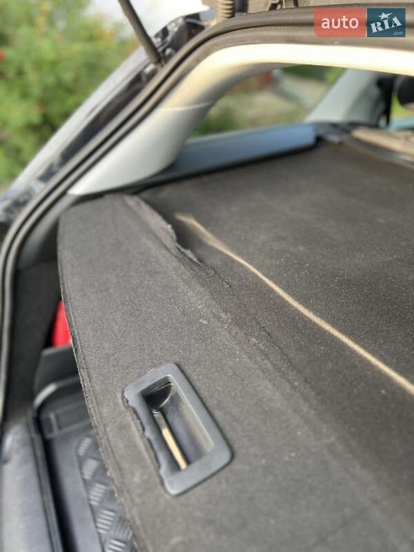 Універсал Peugeot 308 2015 в Чернівцях