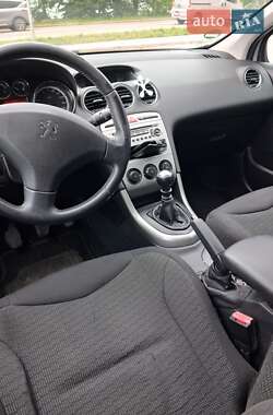Универсал Peugeot 308 2010 в 