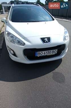 Универсал Peugeot 308 2013 в 