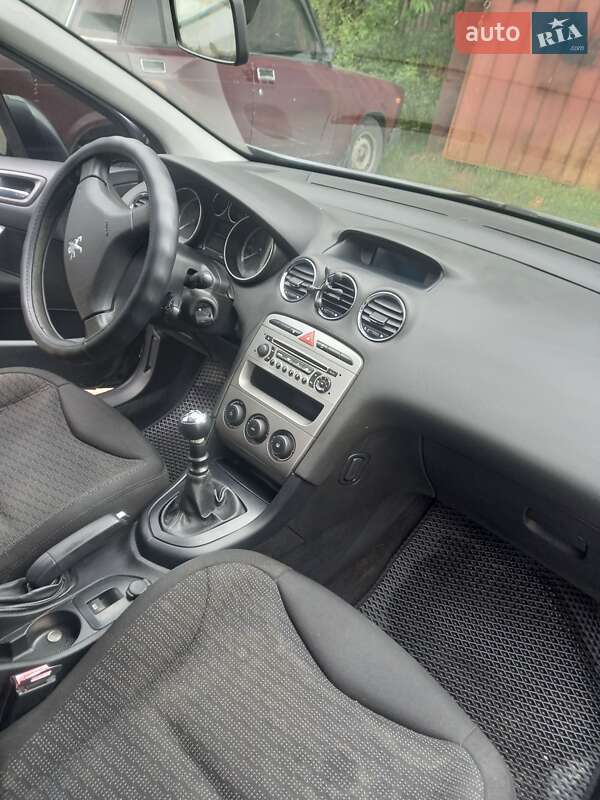 Универсал Peugeot 308 2010 в Гайсине