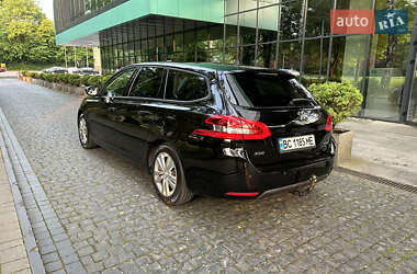 Универсал Peugeot 308 2015 в Львове
