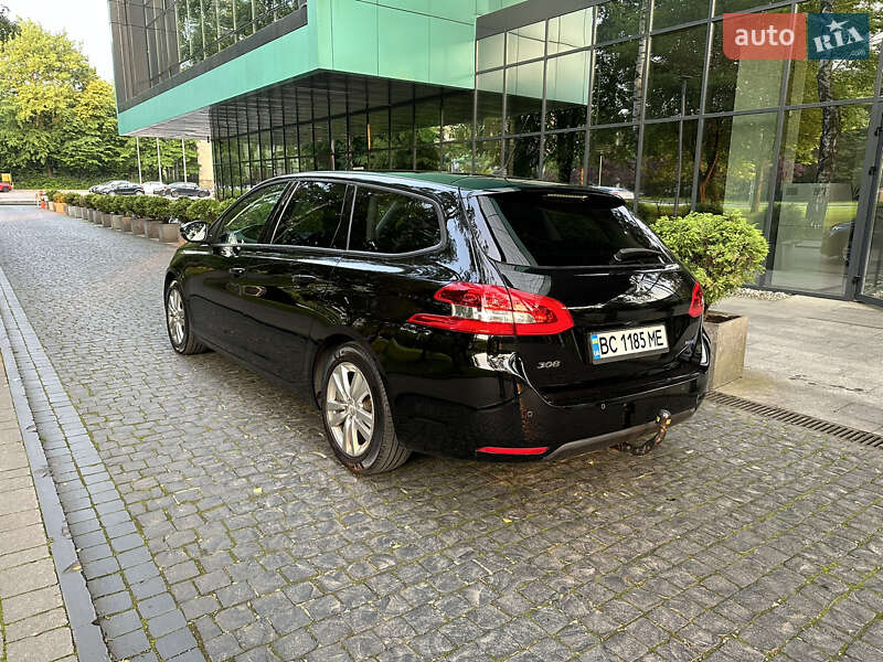 Peugeot 308 2015