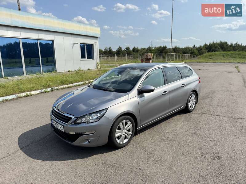 Peugeot 308 2015