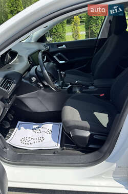 Універсал Peugeot 308 2019 в 