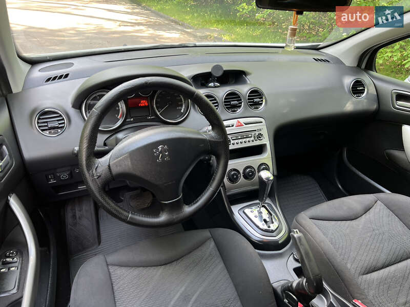 Хэтчбек Peugeot 308 2010 в Житомире