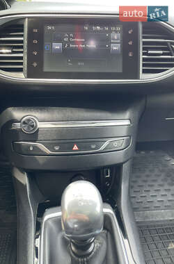Универсал Peugeot 308 2014 в 