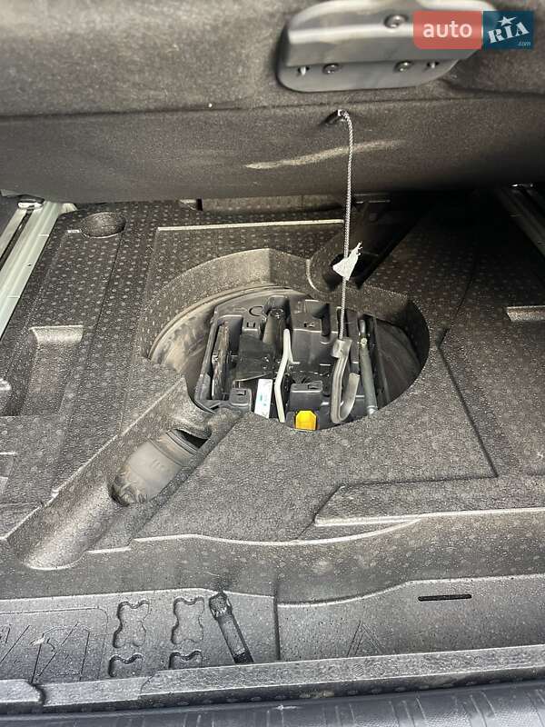 Универсал Peugeot 308 2020 в Киеве