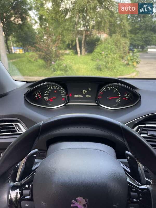 Универсал Peugeot 308 2020 в Киеве