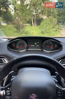 Универсал Peugeot 308 2020 в 