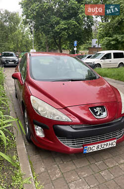 Хэтчбек Peugeot 308 2008 в Львове