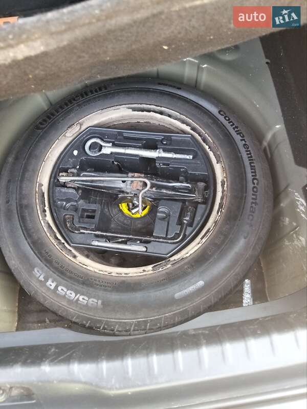 Хэтчбек Peugeot 308 2008 в Броварах