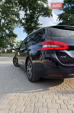 Універсал Peugeot 308 2015 в 