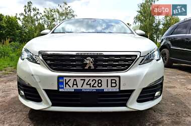Хэтчбек Peugeot 308 2019 в Киеве